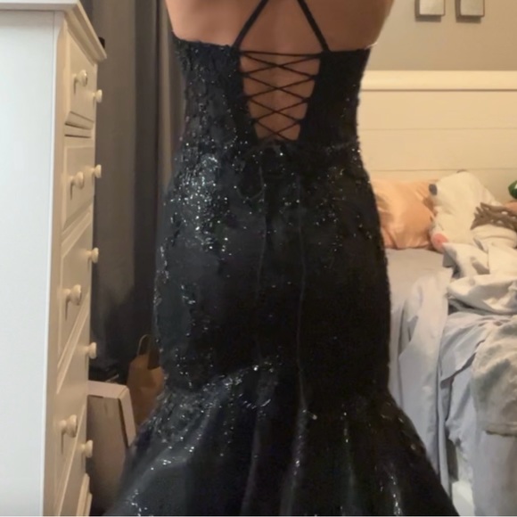 Black Mermaid Style Prom Dress - Picture 3 of 7